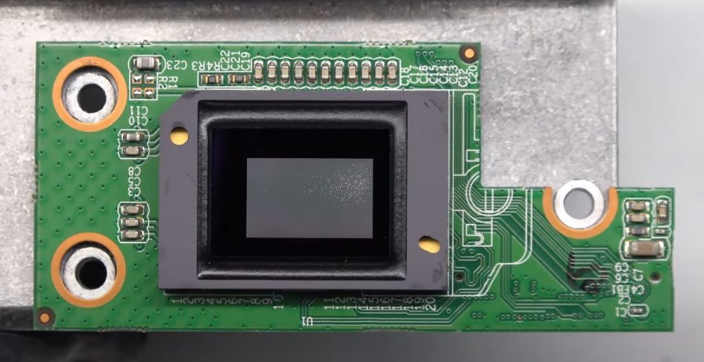 Chip DMD de proyector y cambio por puntos en pantalla